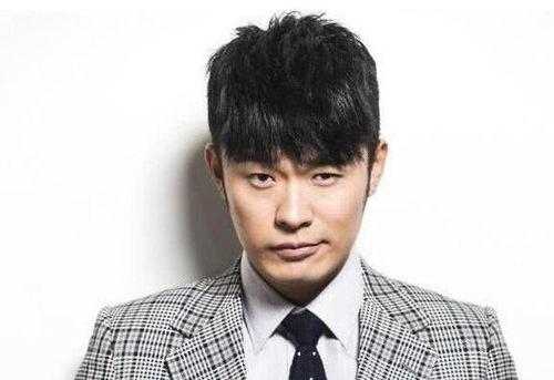 明星 男,明星男生闪耀舞台