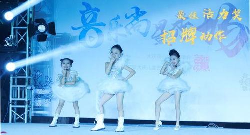 小明星txt,揭秘青春追梦的璀璨瞬间